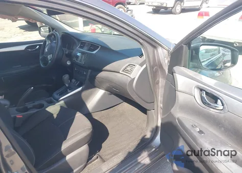 2018 Nissan Sentra S z USA, uszkodzony, nr VIN 3N1AB7AP8JY240412